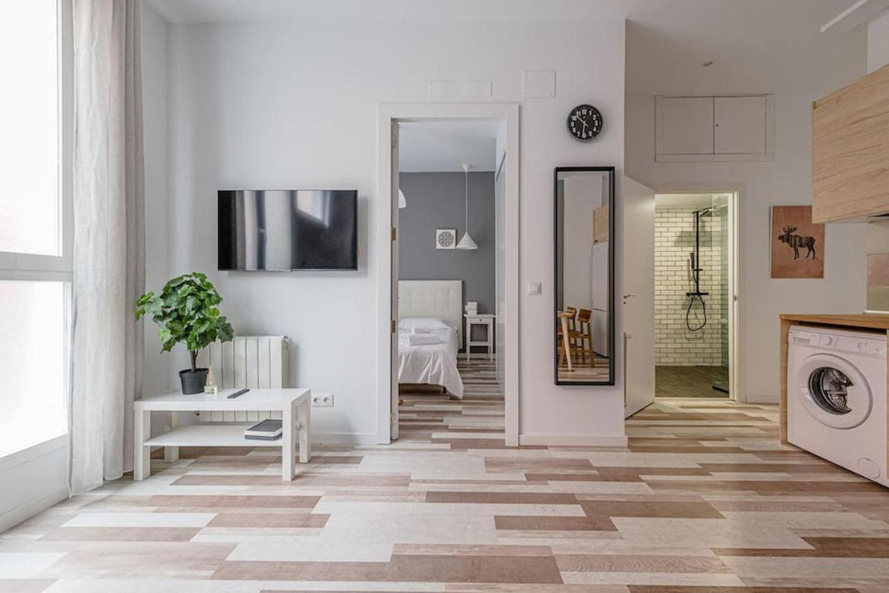Lovely 2-Bed Flat In Tetuan By Sharingco. 马德里 外观 照片