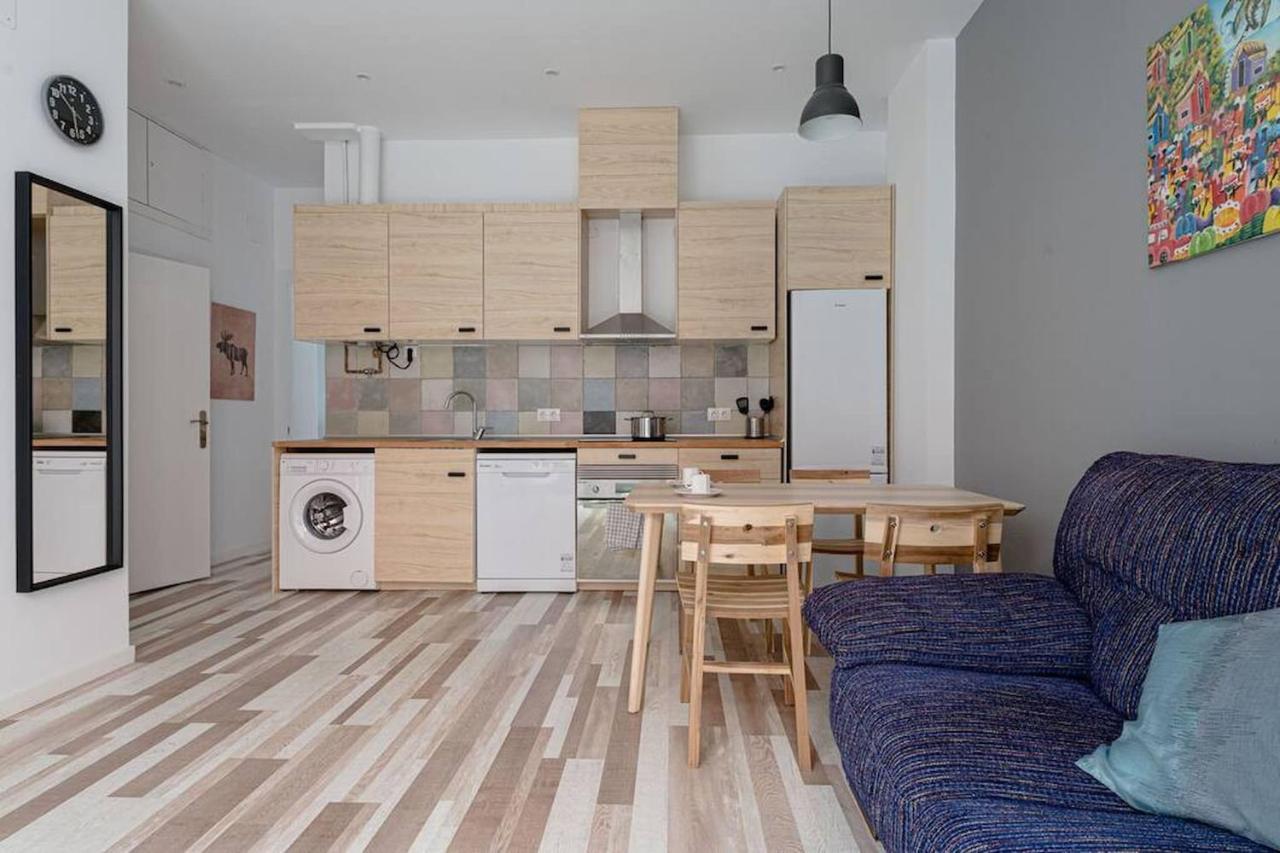 Lovely 2-Bed Flat In Tetuan By Sharingco. 马德里 外观 照片